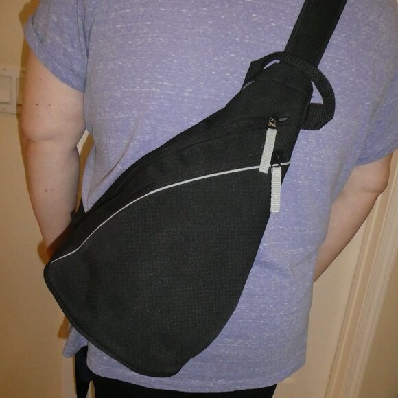 Cross Body Sling Bag Black - Picture 11 of 11